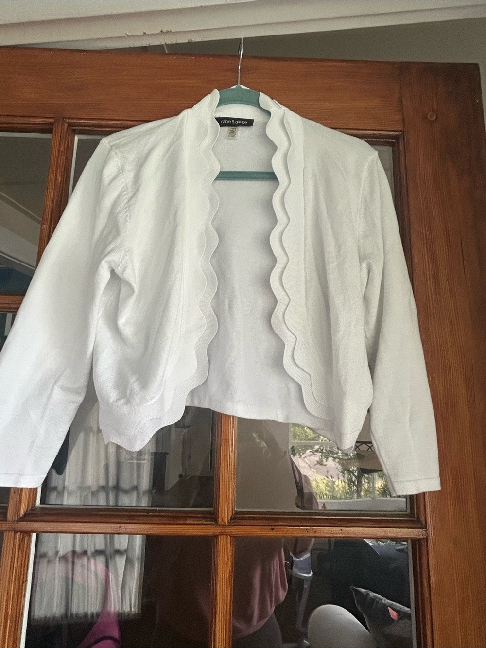Women’s 3/4 sleeve white sweater